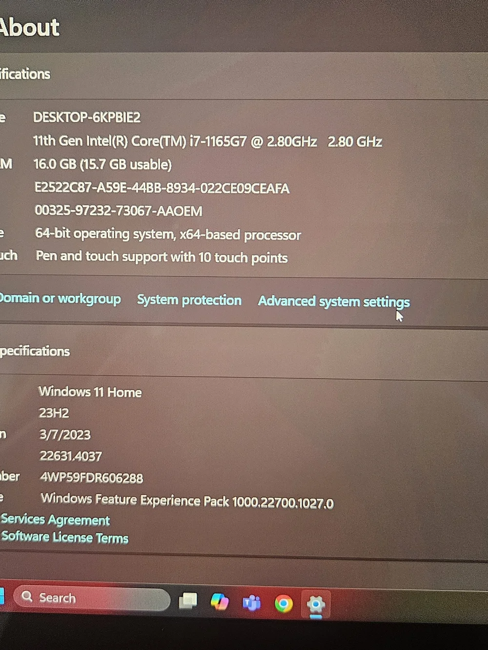 Samsung Black Laptop Display with Vibrant Color Reproduction